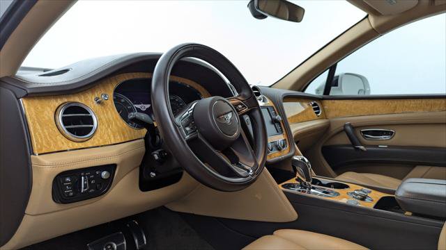 Used 2019 Bentley Bentayga AWD/4WD image 24