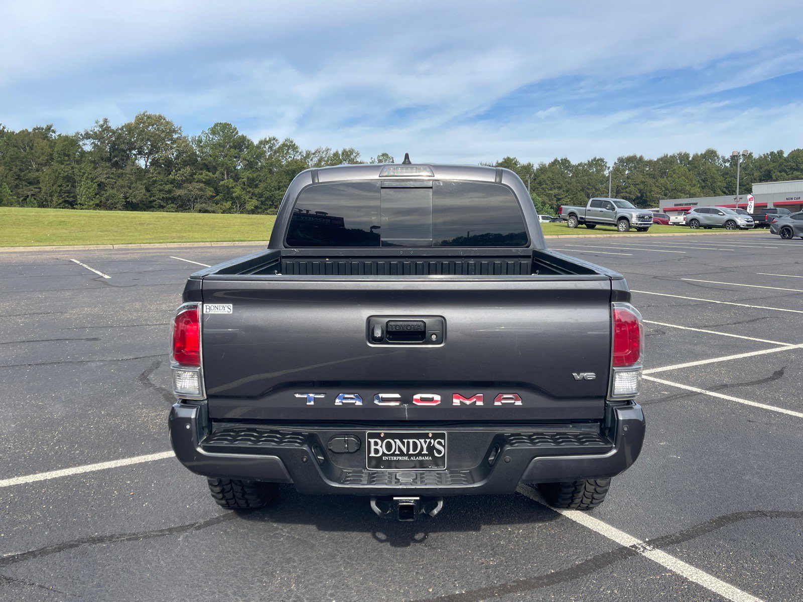 Used 2021 Toyota Tacoma TRD Sport w/ Technology Package AWD/4WD image 15