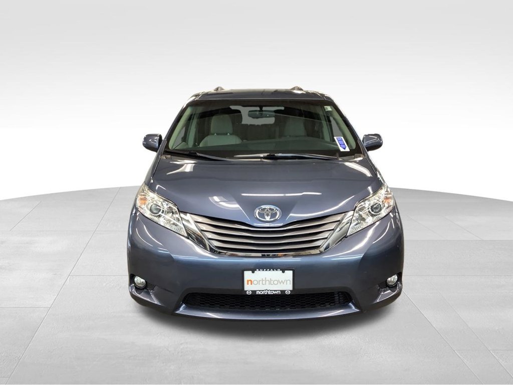 Used 2015 Toyota Sienna XLE FWD image 6