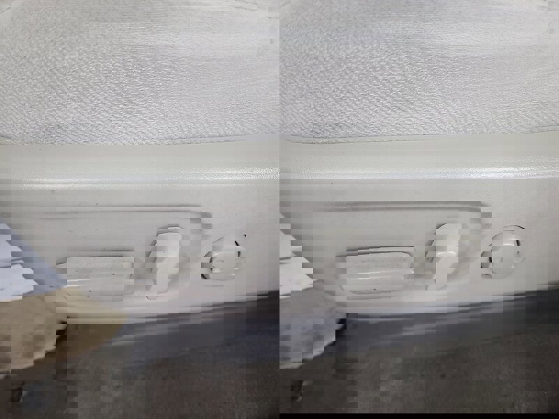 Used 2014 Toyota Sienna LE image 29