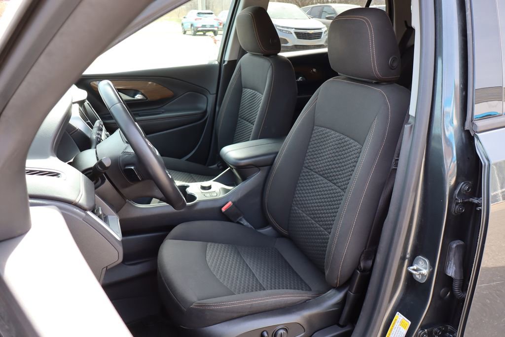 Used 2020 GMC Terrain SLE w/ Driver Convenience Package image 12