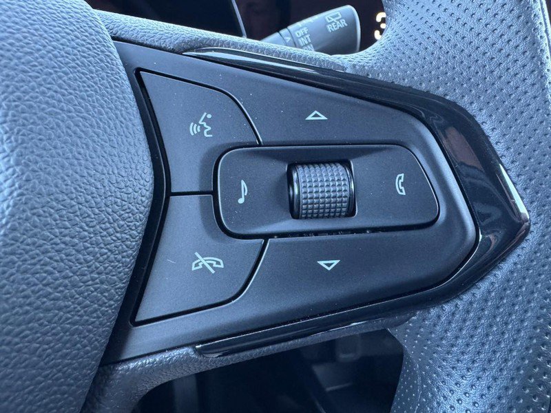 New 2026 Chevrolet Trax LT image 11