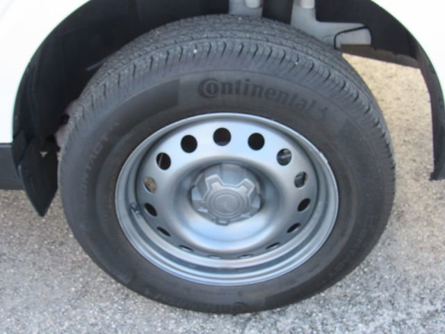 Used 2025 Ford Maverick XL FWD image 13