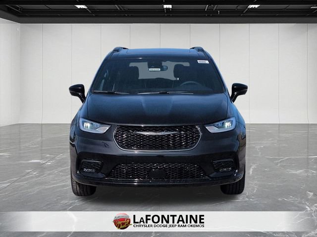 New 2026 Chrysler Pacifica Limited w/ S Appearance Package AWD/4WD image 8