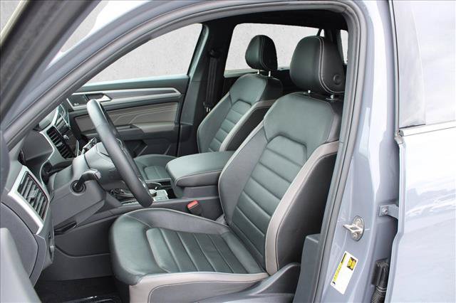Used 2022 Volkswagen Atlas Cross Sport SEL Premium R-Line AWD/4WD image 22