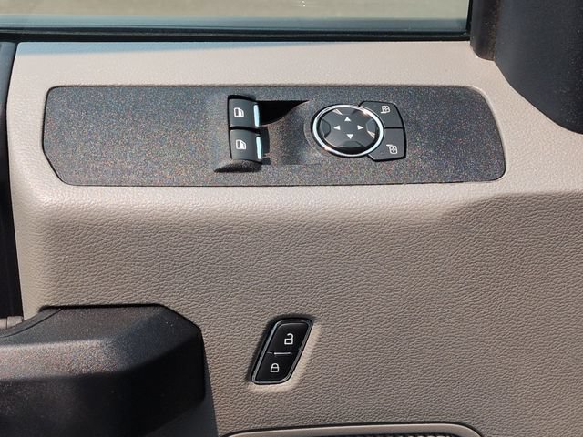 Used 2019 Ford F550 4x4 Regular Cab Super Duty image 23
