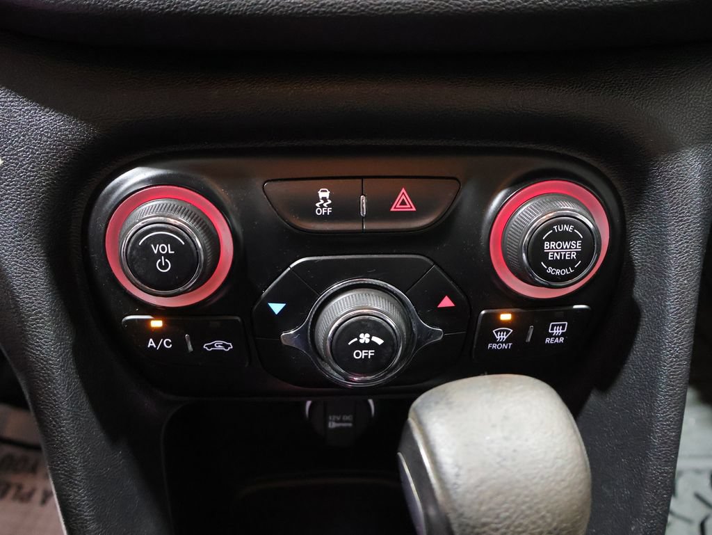 Used 2013 Dodge Dart Aero FWD image 24