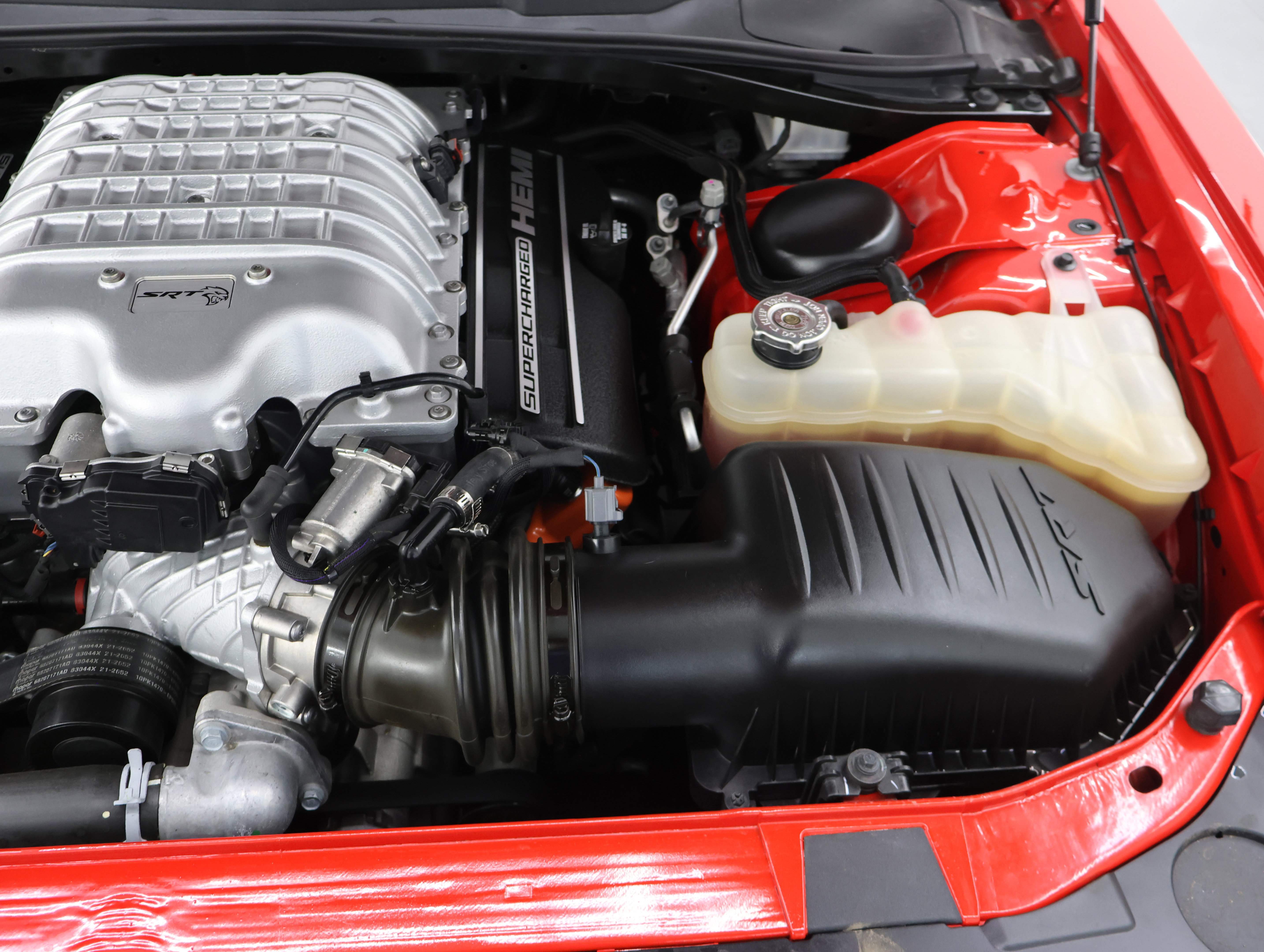 Used 2018 Dodge Challenger SRT Hellcat RWD image 18