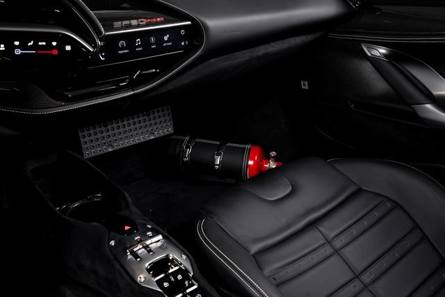 Used 2024 Ferrari SF90 Spider AWD/4WD image 32