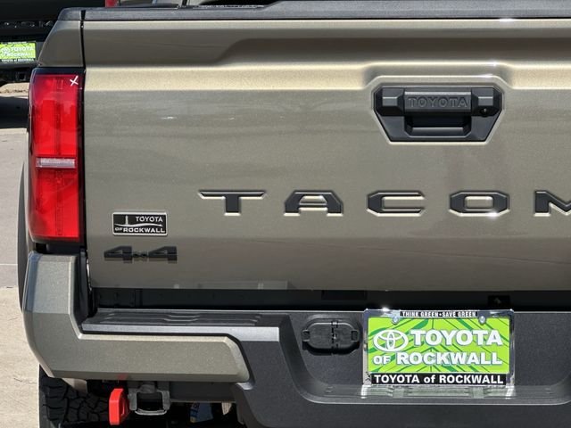 New 2026 Toyota Tacoma TRD Off-Road AWD/4WD image 4