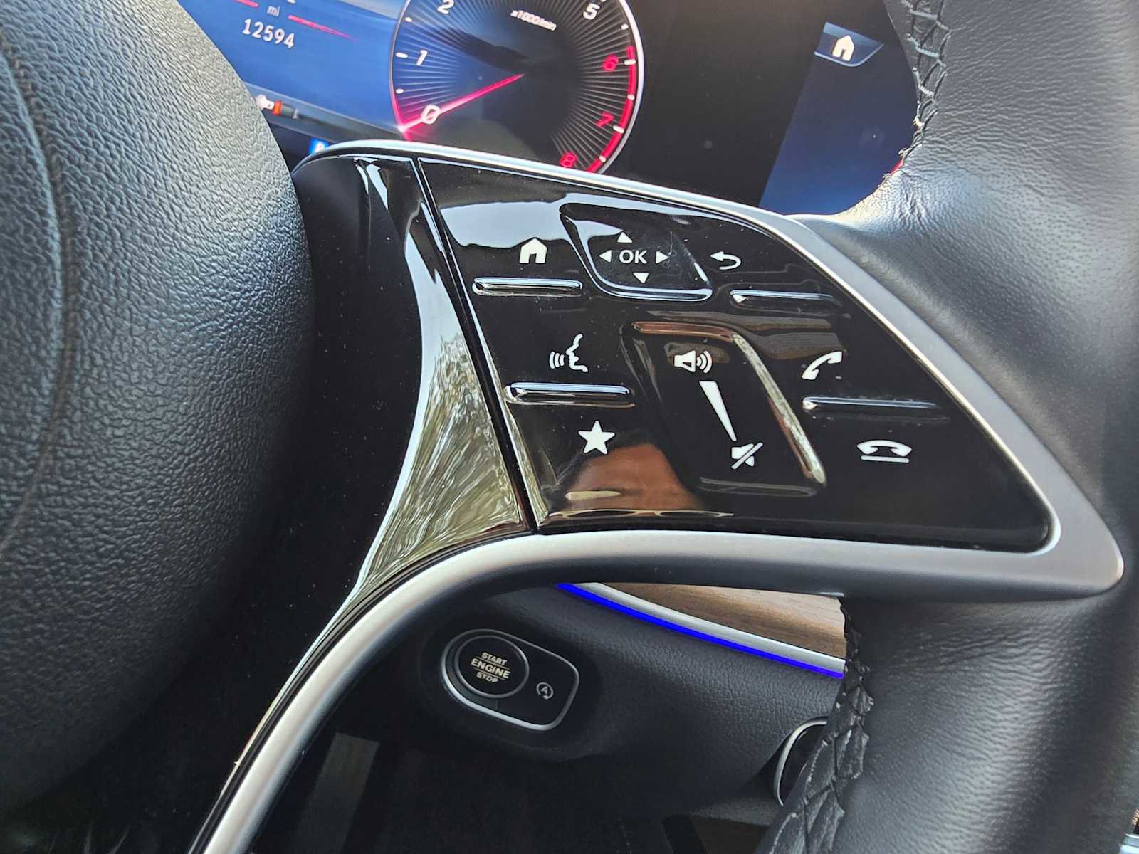 Certified 2025 Mercedes-Benz GLE 450 4MATIC image 33