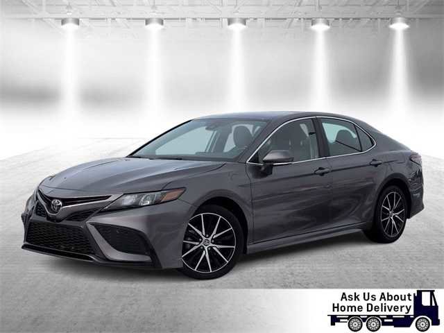 Used 2023 Toyota Camry SE