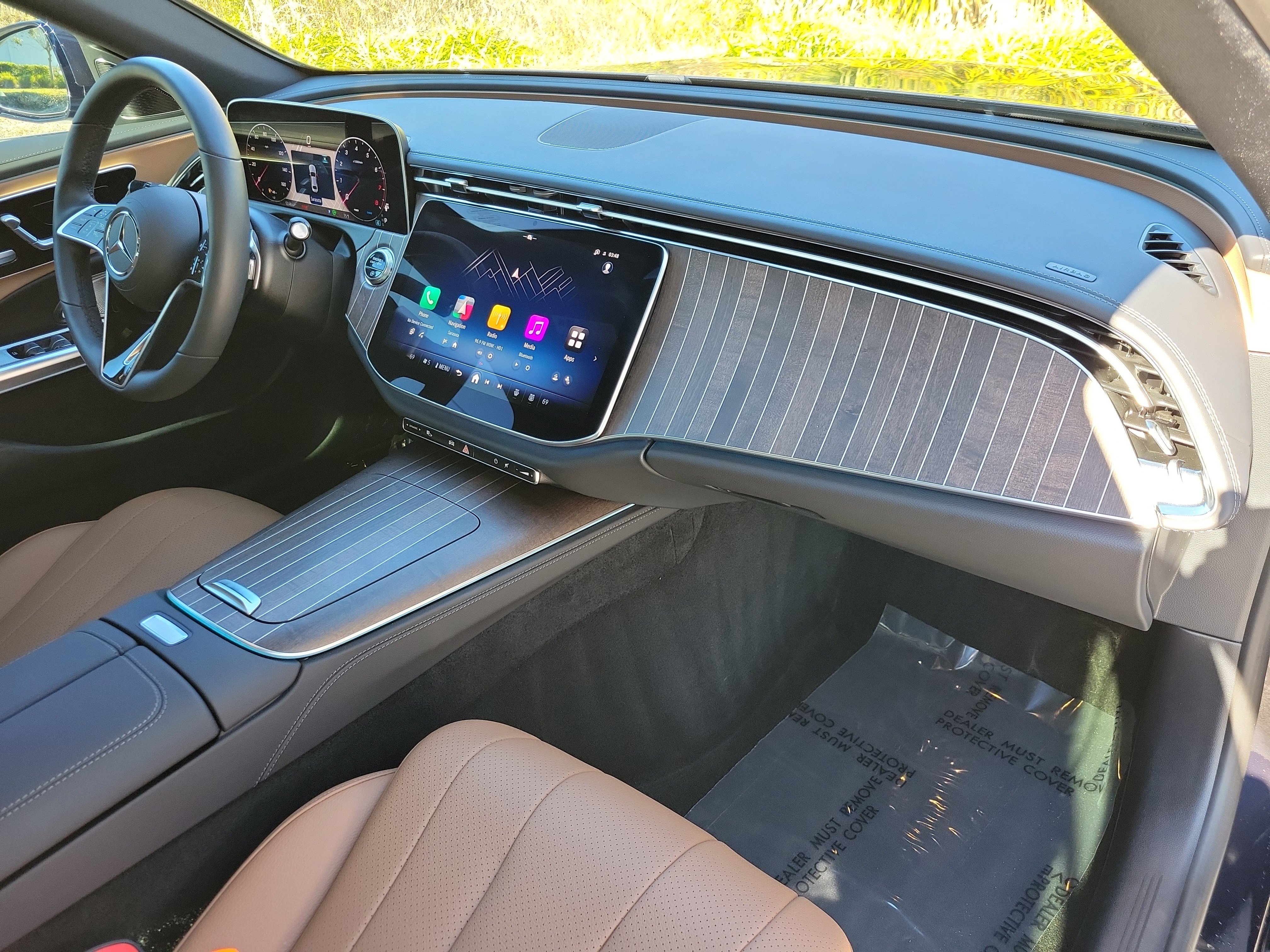 Used 2025 Mercedes-Benz E 450 4MATIC Sedan image 11