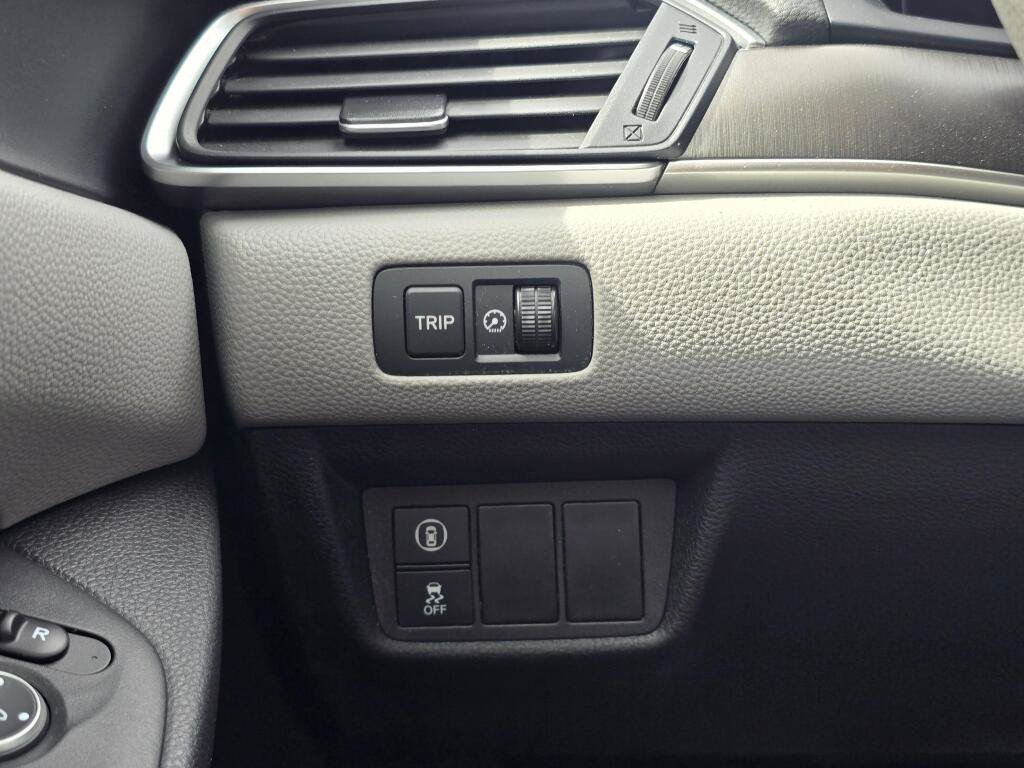 Used 2020 Honda Accord LX image 27