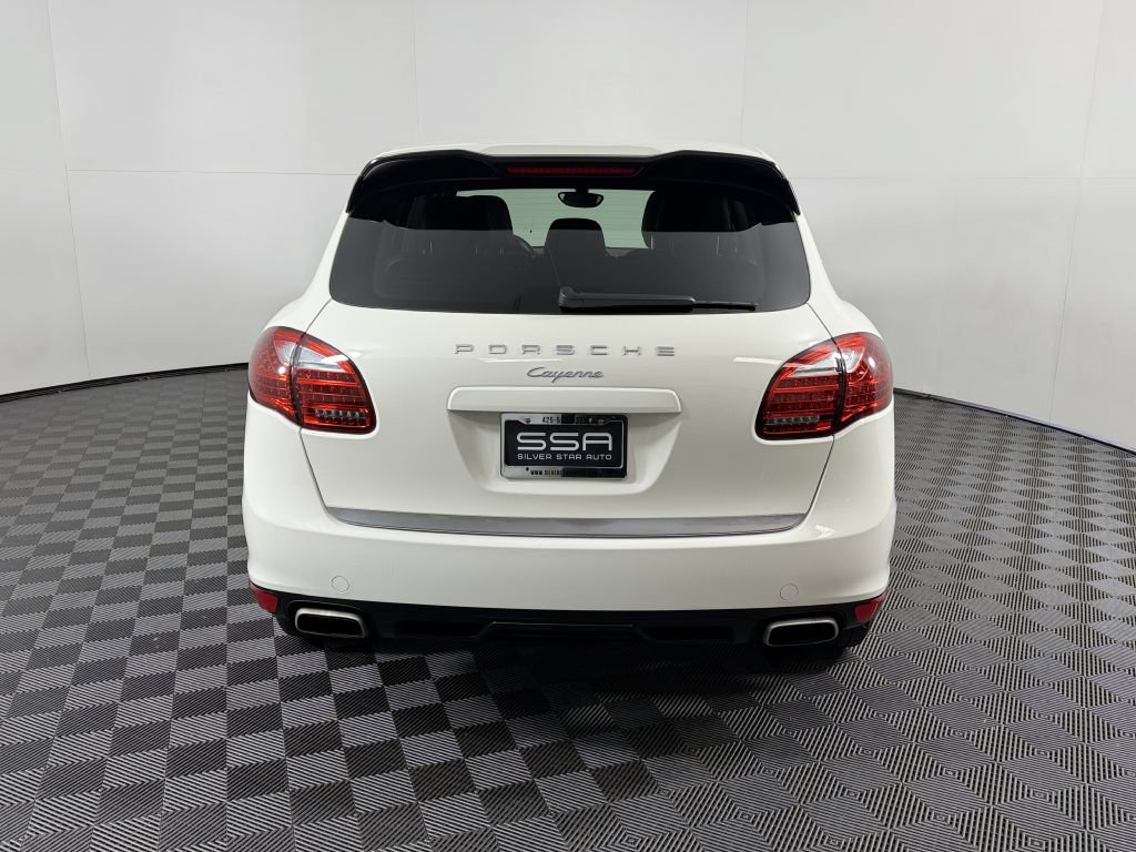 Used 2011 Porsche Cayenne AWD/4WD image 6