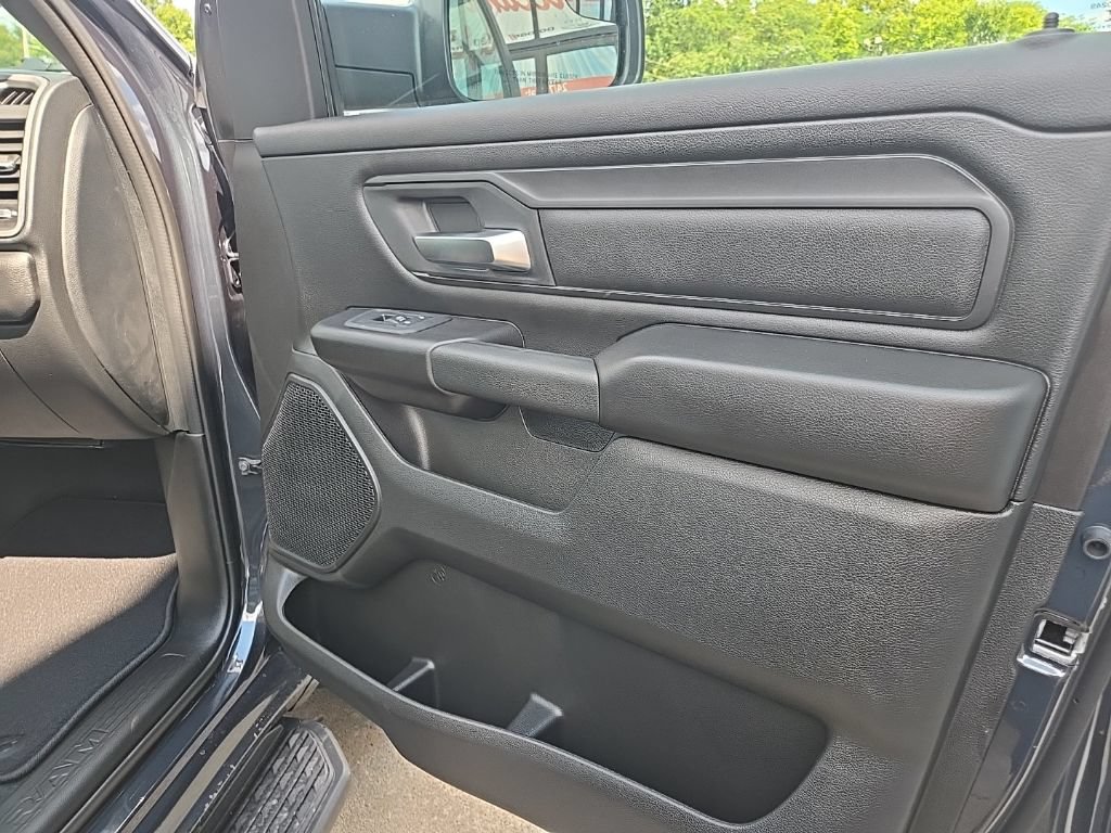 New 2027 RAM 1500 Express AWD/4WD image 78