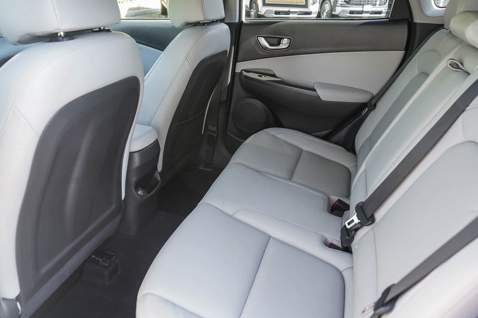 Used 2023 Hyundai Kona Limited AWD/4WD image 18