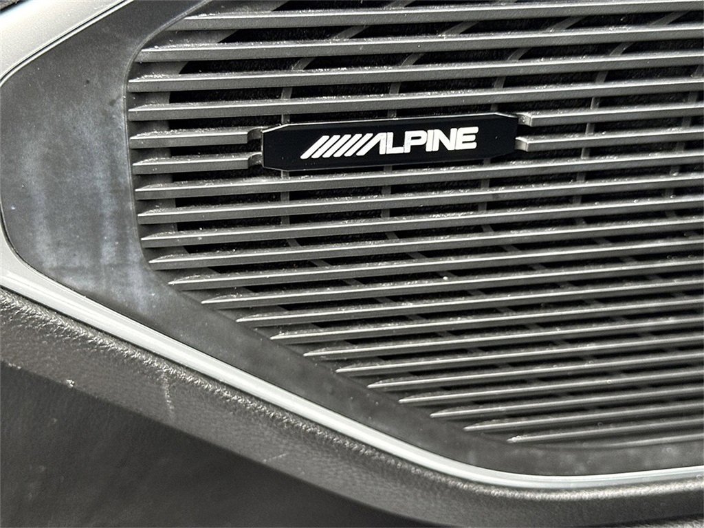 Used 2023 Jeep Wagoneer L Series II image 20