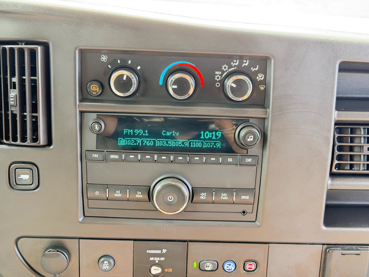 Used 2019 GMC Savana 3500 RWD image 45
