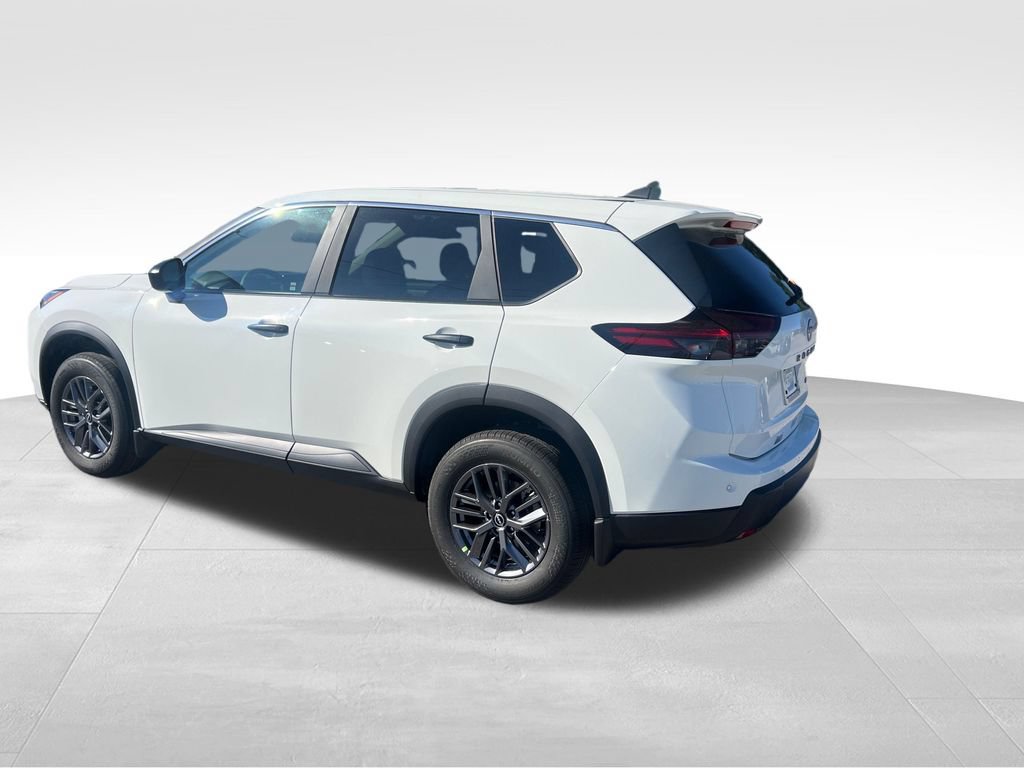 Certified 2026 Nissan Rogue S AWD/4WD image 3