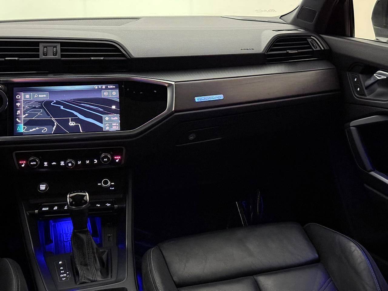 Used 2020 Audi Q3 2.0T Prestige w/ Prestige Package image 29