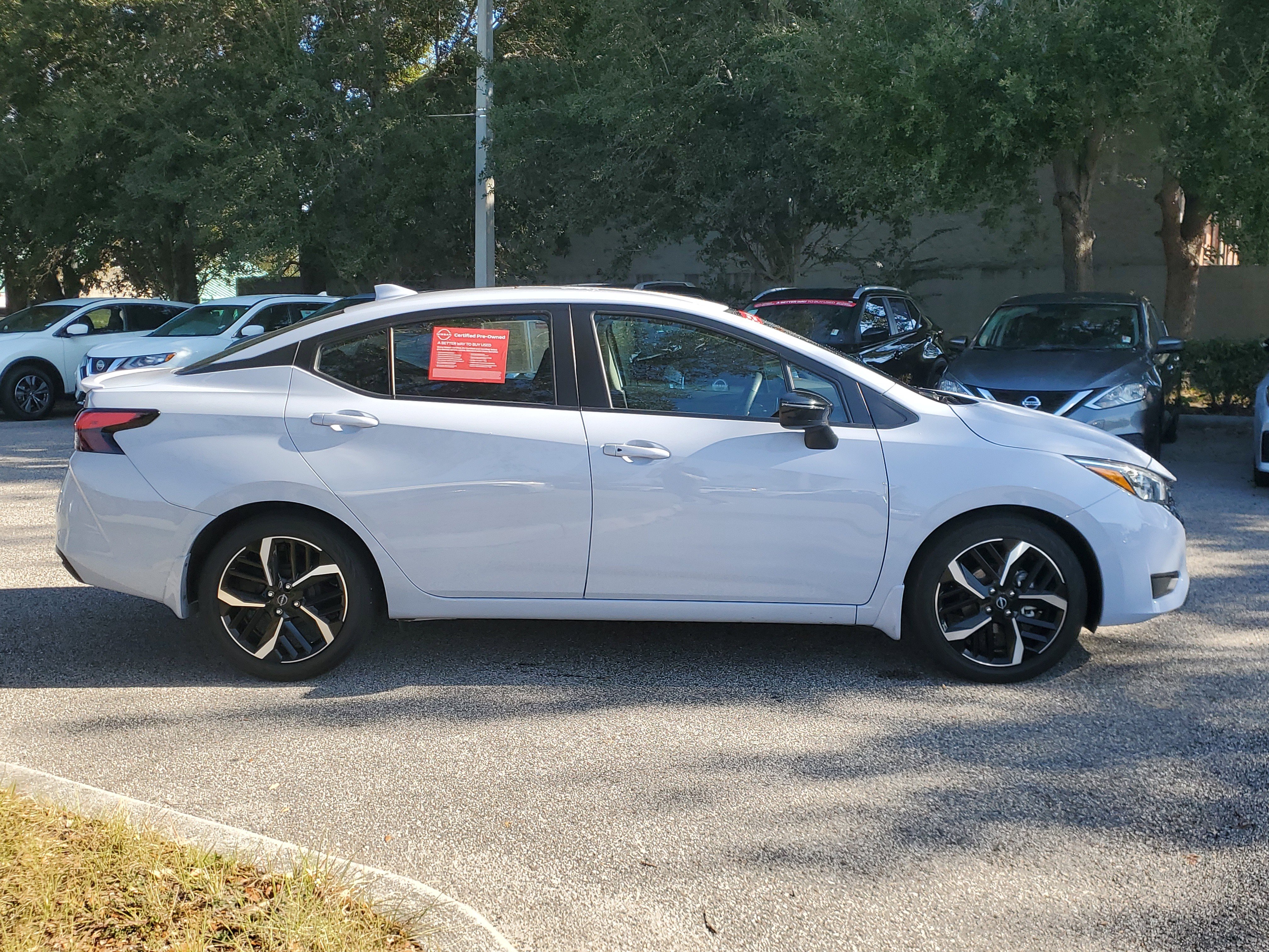 Certified 2025 Nissan Versa SR w/ Trunk Package image 4