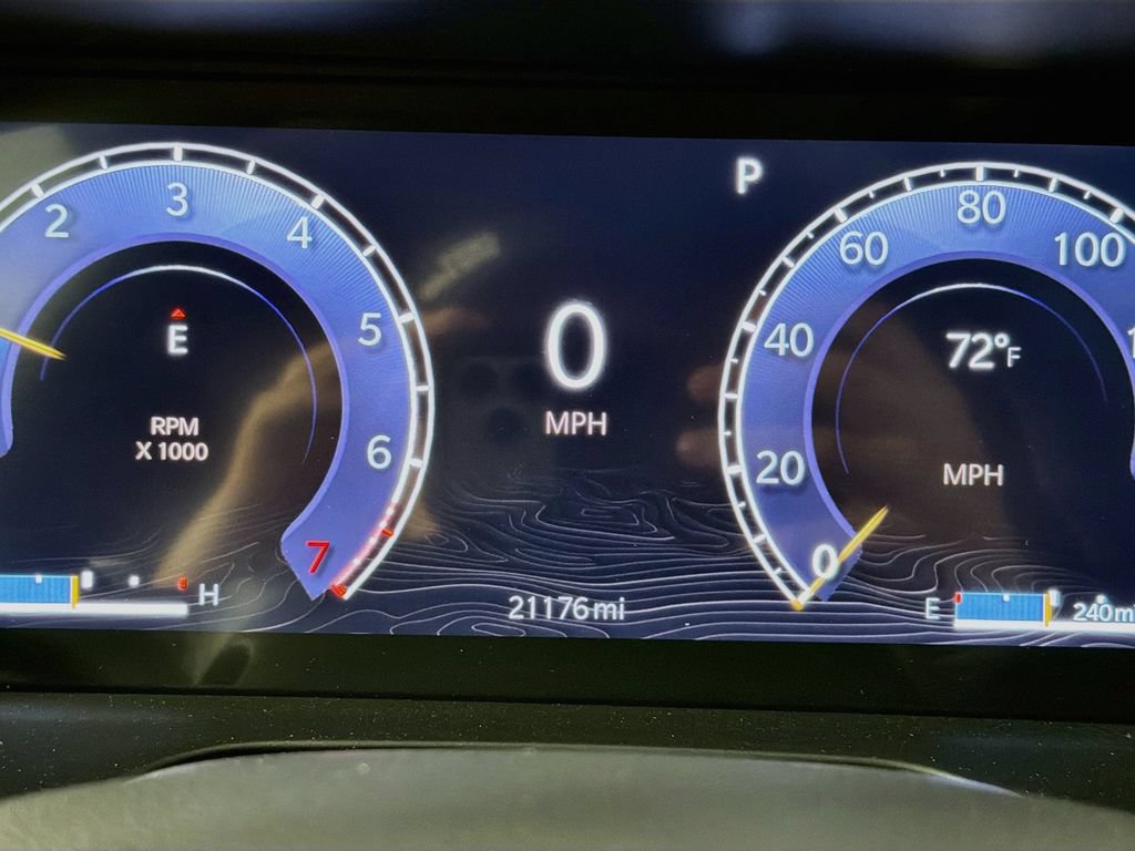 Used 2025 Jeep Grand Cherokee Altitude AWD/4WD image 12