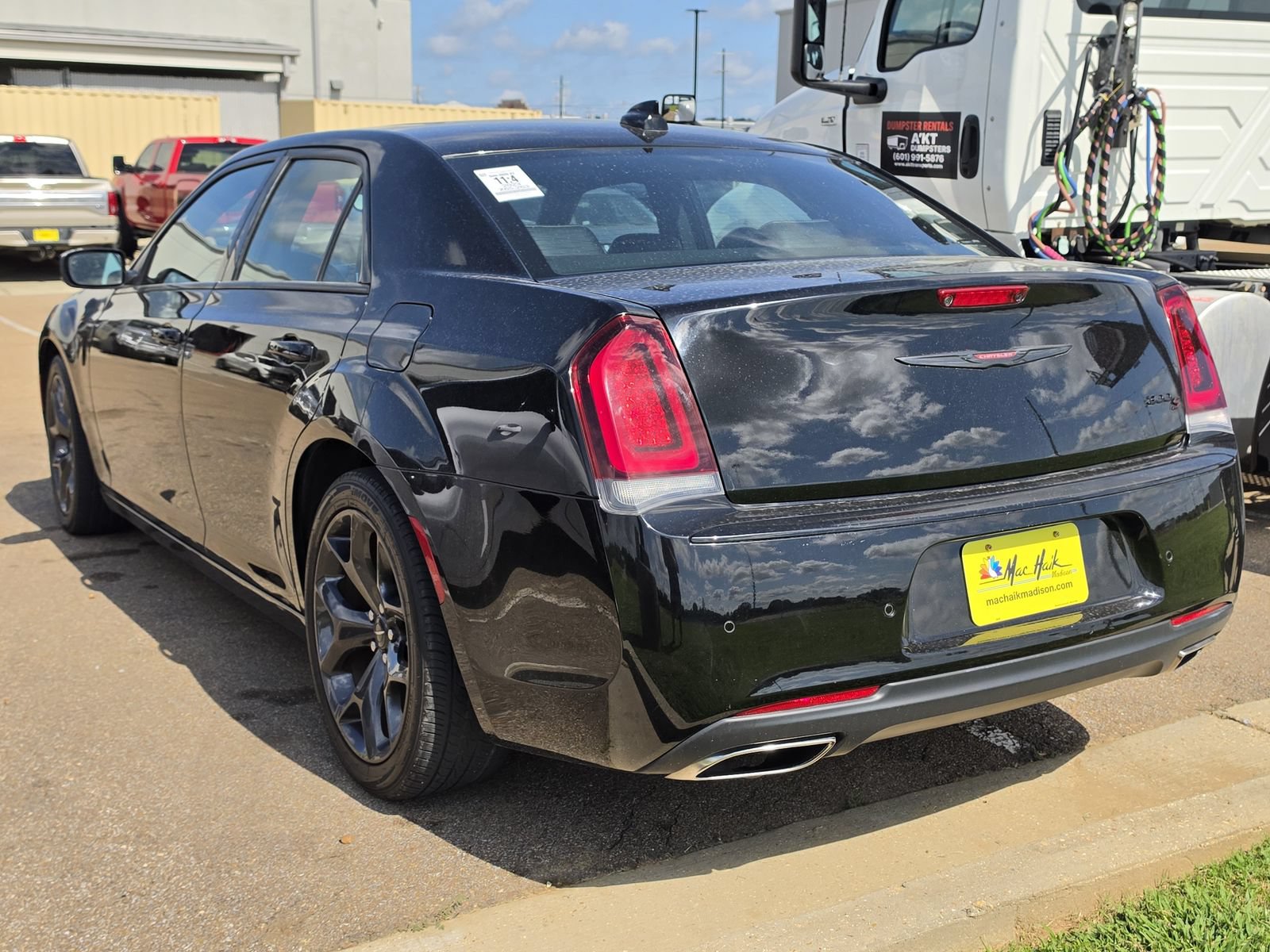 Used 2023 Chrysler 300 S RWD image 6