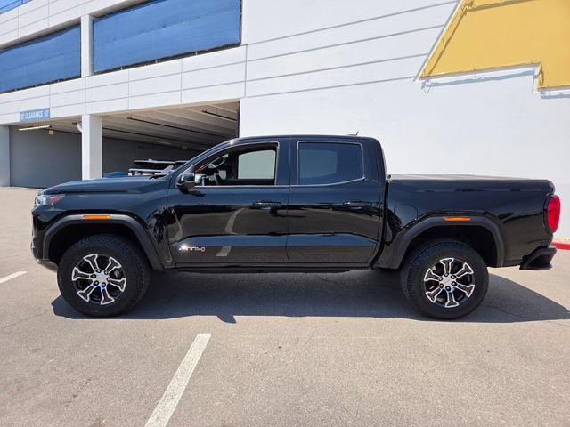Certified 2023 GMC Canyon AT4 w/ AT4 Premium Package AWD/4WD image 3