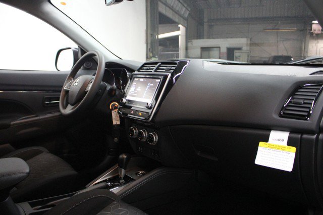 New 2026 Mitsubishi Outlander Sport ES image 17