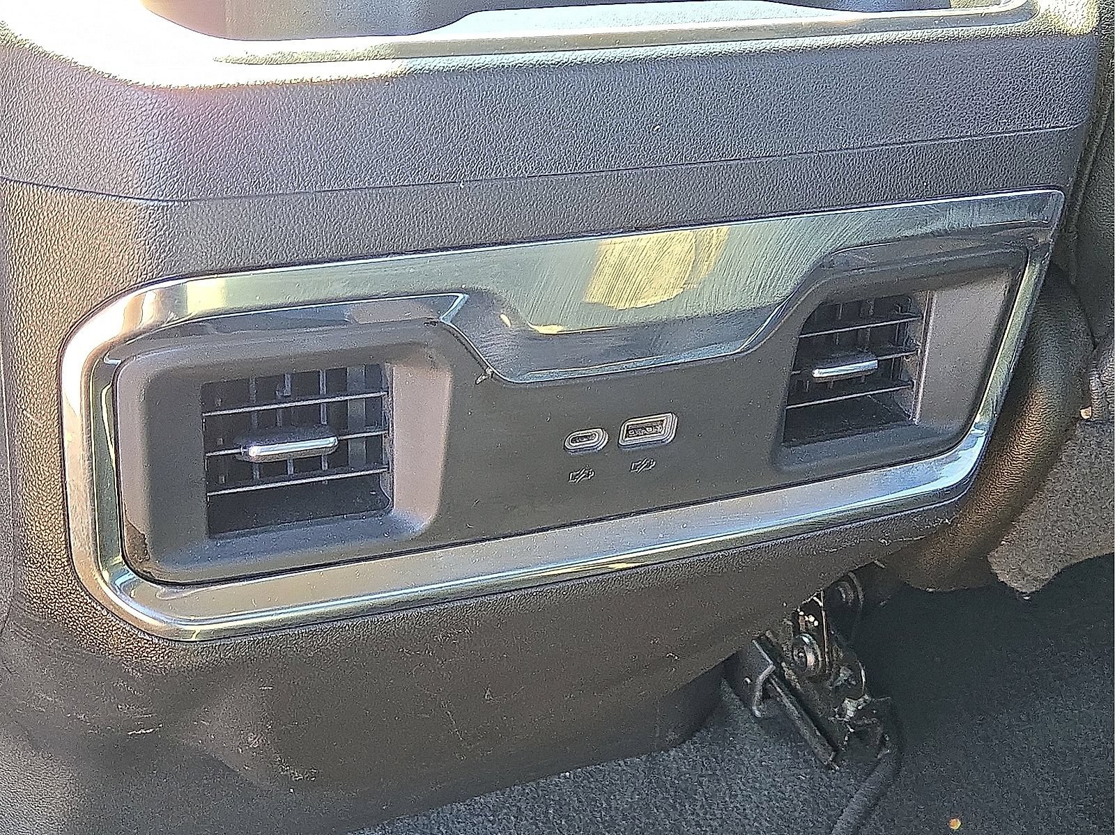 Used 2023 GMC Sierra 1500 SLT w/ SLT Premium Package AWD/4WD image 16