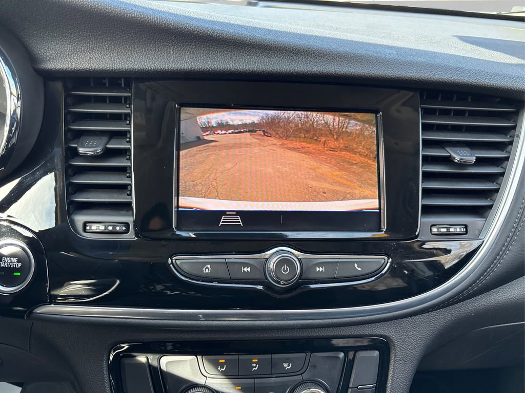 Used 2022 Buick Encore Preferred w/ Safety Package image 30