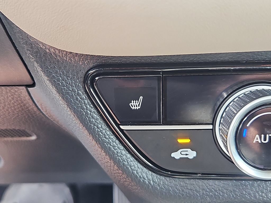 Used 2026 Honda HR-V EX-L image 18
