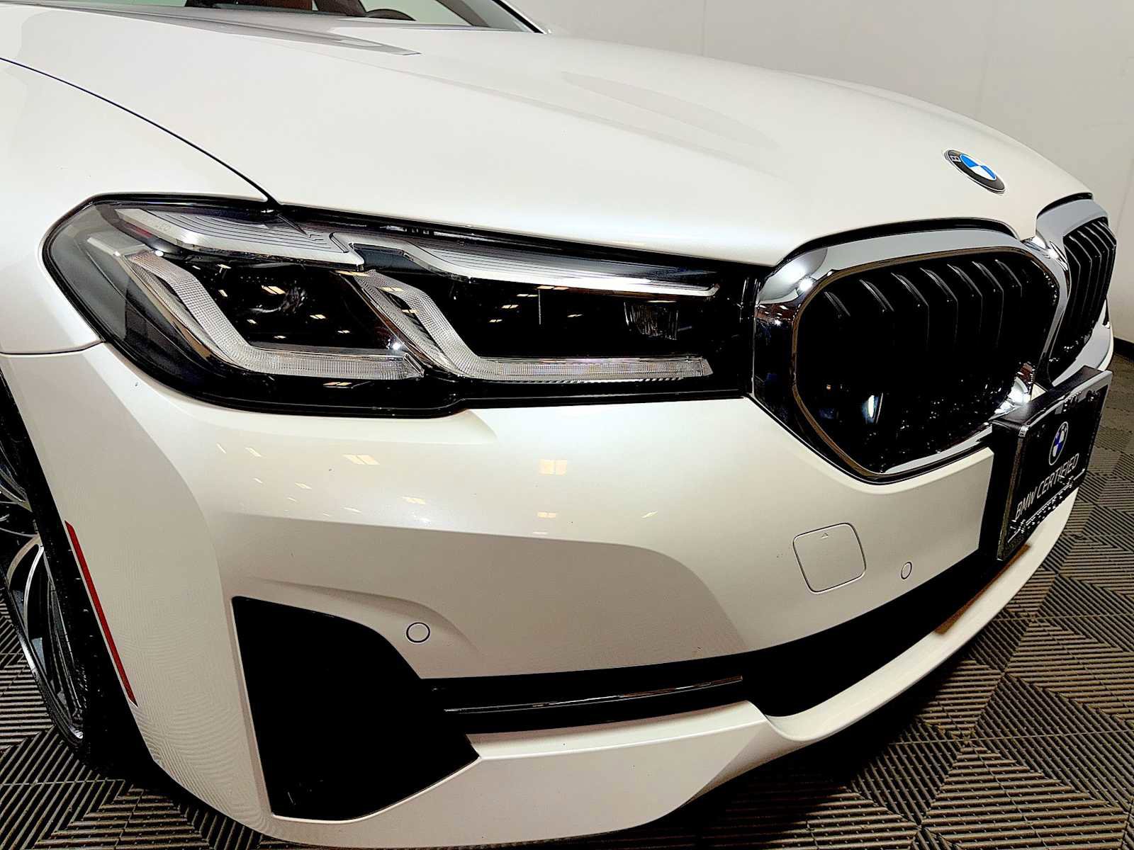 Certified 2023 BMW 530i xDrive w/ Convenience Package image 26