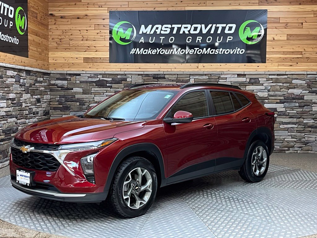 Used 2024 Chevrolet Trax LT w/ Driver Confidence Package FWD image 6