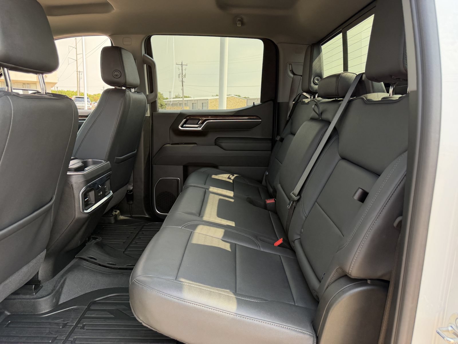 Used 2025 GMC Sierra 1500 Elevation w/ Elevation Premium Package AWD/4WD image 28