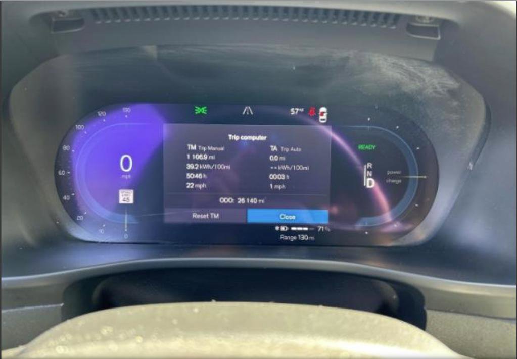 Used 2023 Volvo C40 P8 Recharge Ultimate image 10