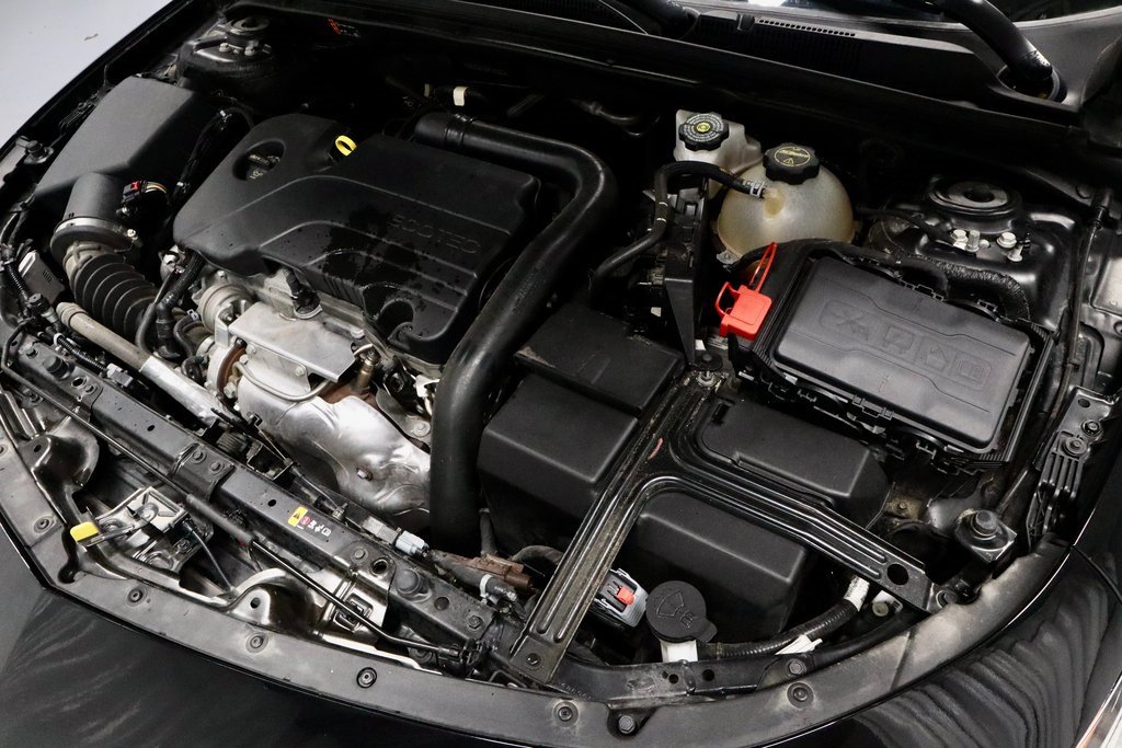 Used 2024 Chevrolet Malibu LT image 17