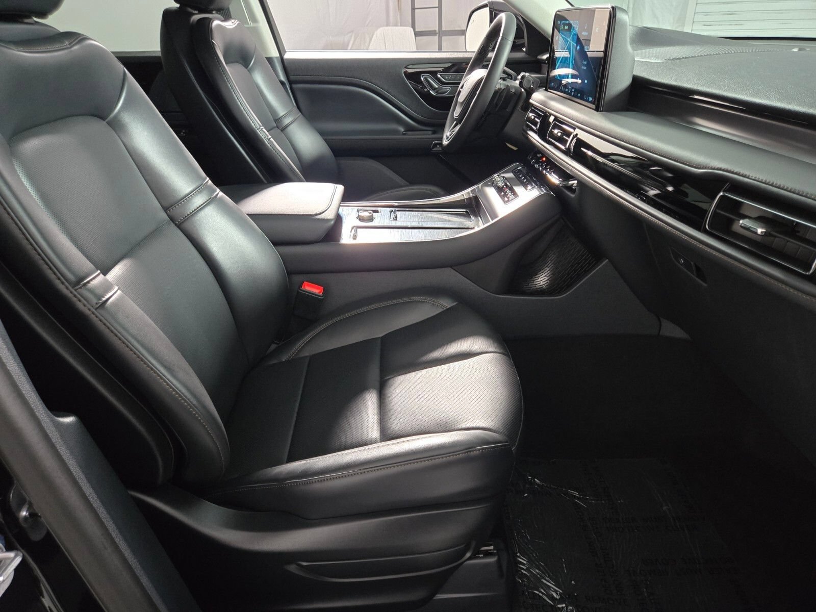 New 2026 Lincoln Aviator AWD image 20