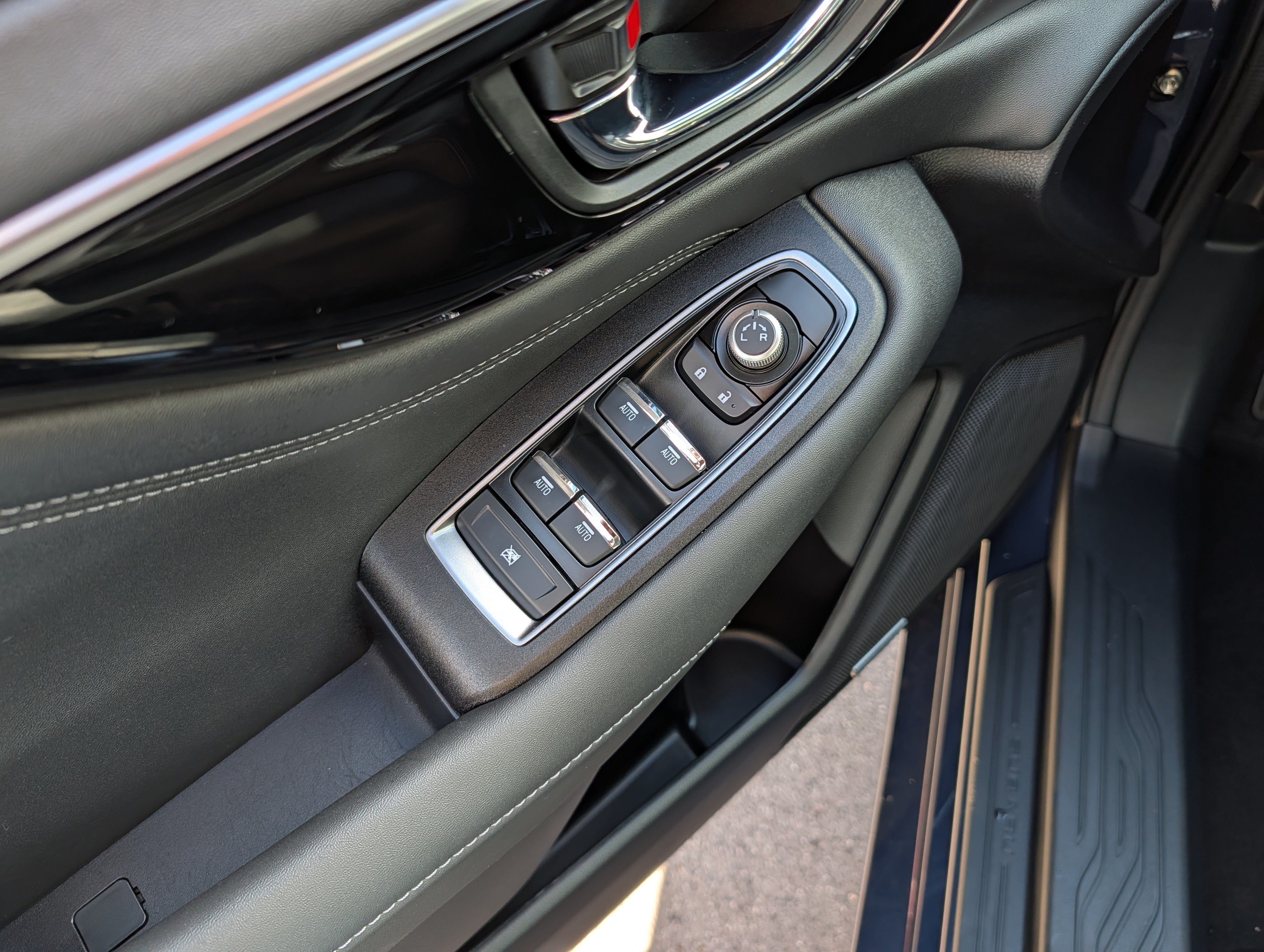 Used 2025 Subaru Legacy Limited AWD/4WD image 19