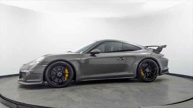 Used 2015 Porsche 911 GT3 RWD image 3