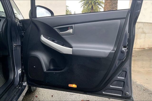 Used 2013 Toyota Prius Prime Advanced image 23