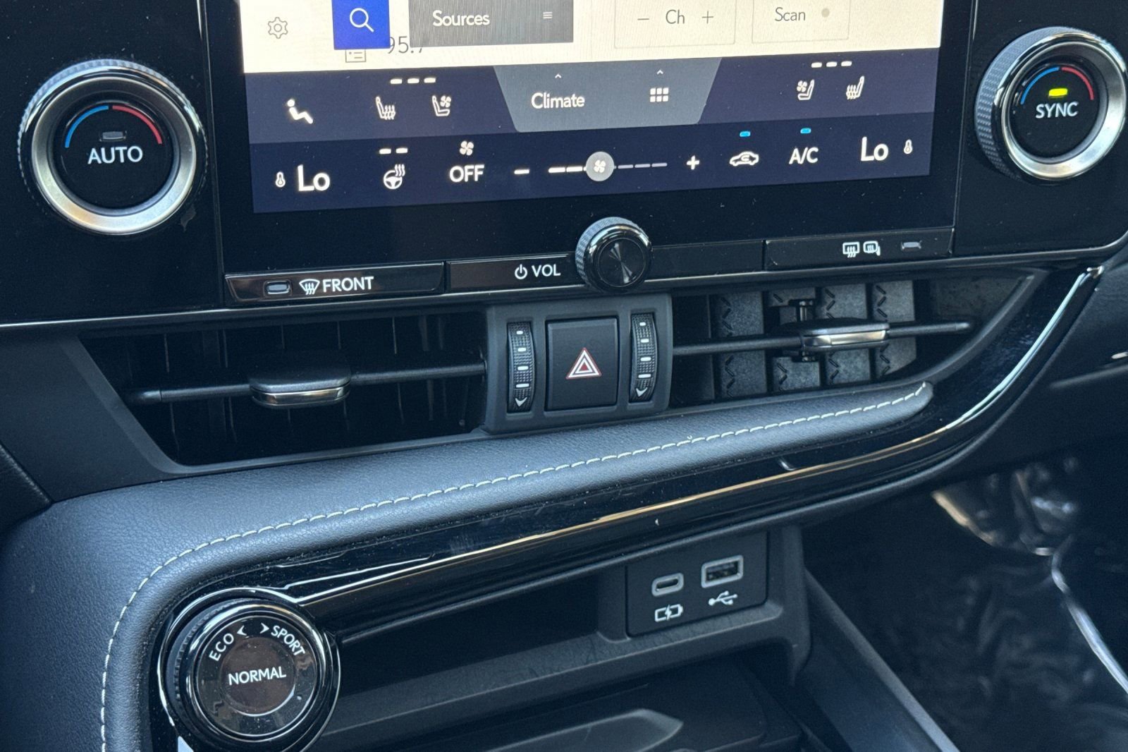 Certified 2024 Lexus NX 350h AWD image 24