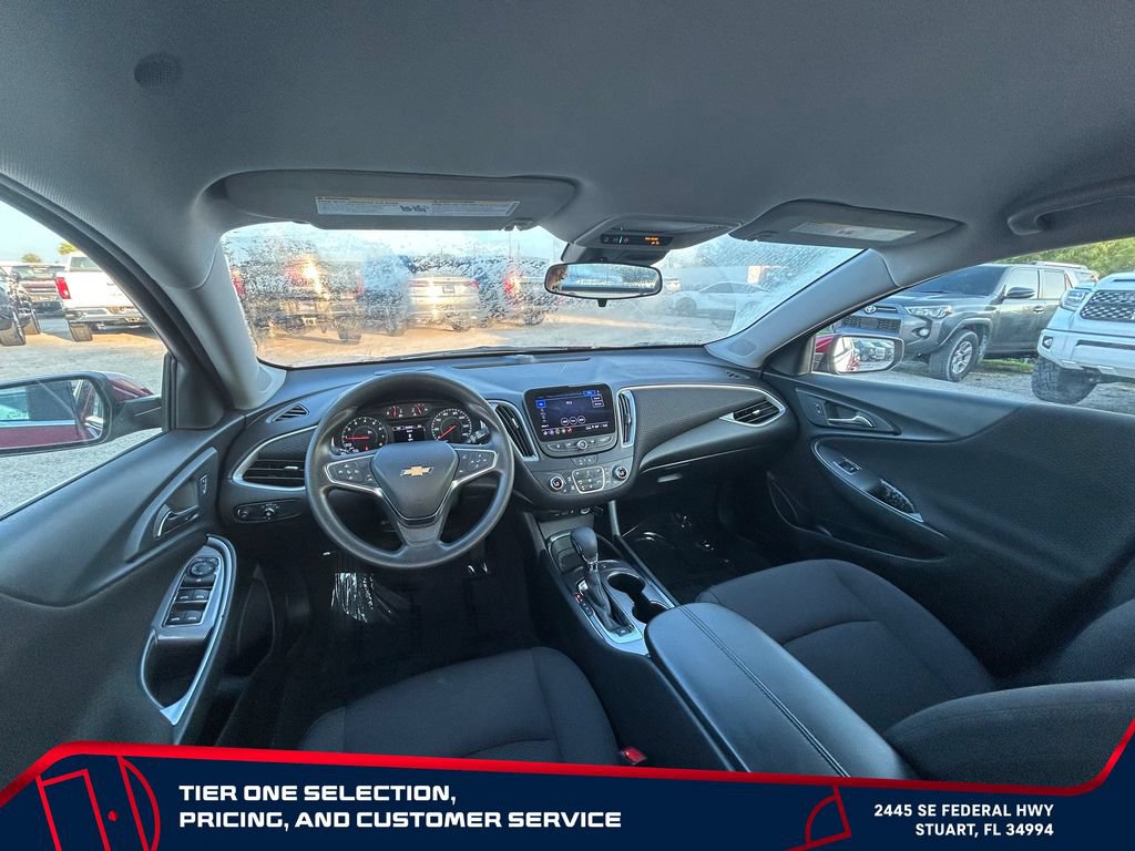 Used 2025 Chevrolet Malibu LT FWD image 28