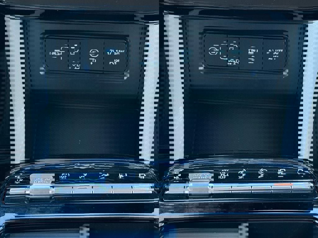 New 2026 Hyundai Tucson Limited image 23