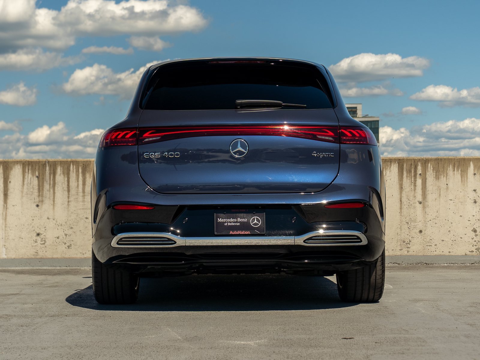 Used 2026 Mercedes-Benz EQS 400 4MATIC SUV image 5