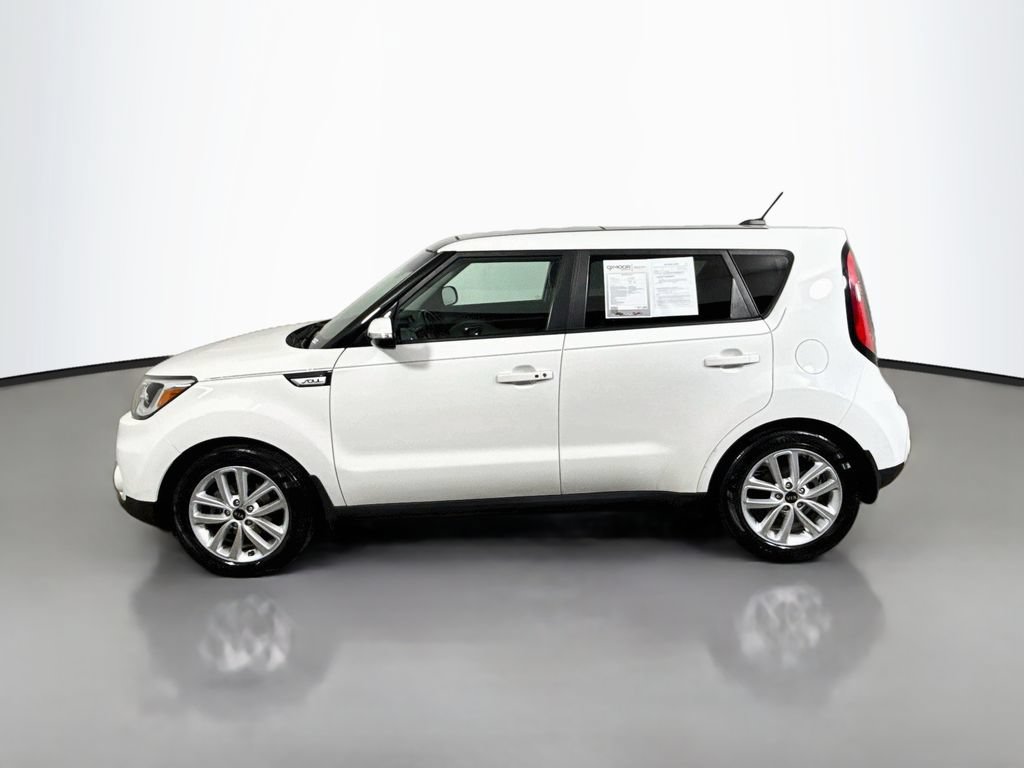Used 2018 Kia Soul + w/ + Primo LIT Package FWD image 4