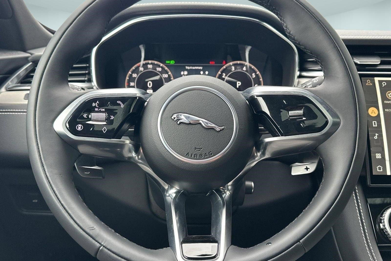 New 2025 Jaguar F-PACE R-Dynamic S AWD/4WD image 10