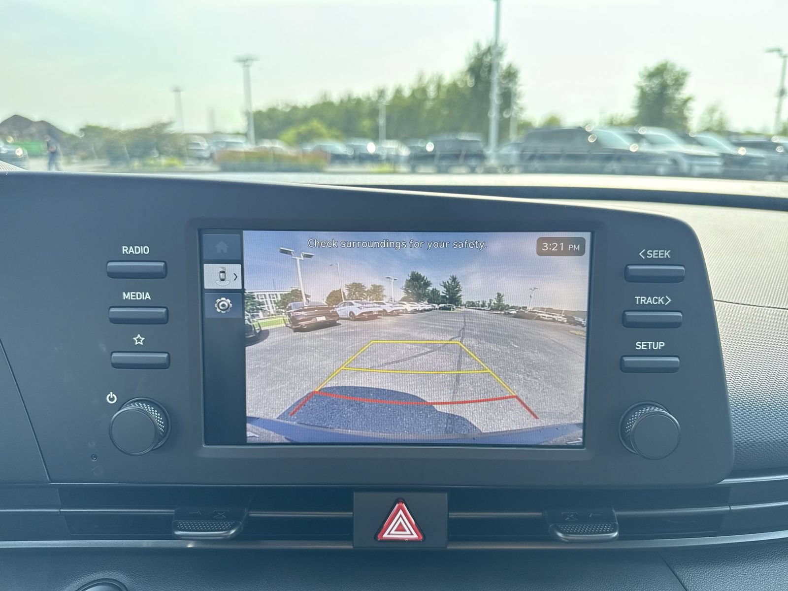 New 2026 Hyundai Elantra SEL Sport FWD image 19