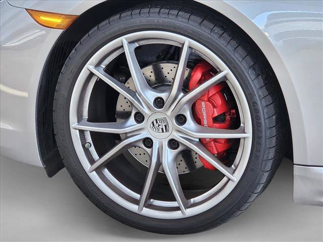 Used 2019 Porsche 718 Cayman S RWD image 9